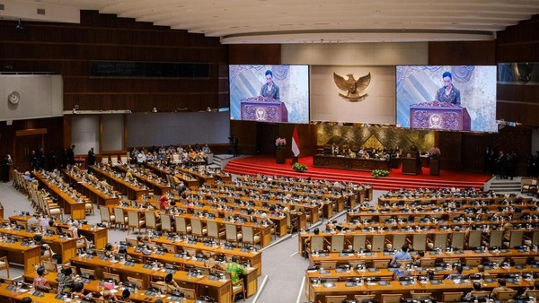UU Kepariwisataan Baru Disahkan, DPR Desak Pemerintah Segera Buat Aturan Turunan demi Kesejahteraan Masyarakat UU Kepariwisataan Baru Disahkan, DPR Desak Pemerintah Segera Buat Aturan Turunan demi Kesejahteraan Masyarakat