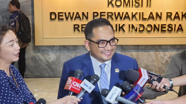 Komisi II akan membantu Otorita IKN mempercepat pembangunan, mengevaluasi regulasi terkait, serta mendorong mutasi ASN agar infrastruktur dapat segera difungsikan.
